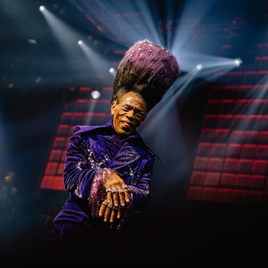 Photos & Video: CATS: THE JELLICLE BALL First Preview