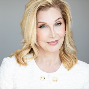 Interview: OH MARY's Bianca Leigh on RAINBOWS & SPANDEX at The Laurie Beechman Photo