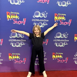 Video: The Kid Critics Are Flying High at GAZILLION BUBBLE SHOW