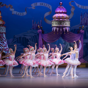Review: ENB NUTCRACKER, London Coliseum Photo