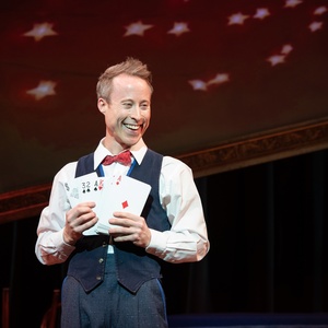 Review: NOTHING UP MY SLEEVE at Round House Photo