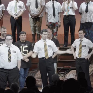 Video: Andrew Rannells, Josh Gad, and More Celebrate End of THE BOOK OF MORMON 'Magic Photo