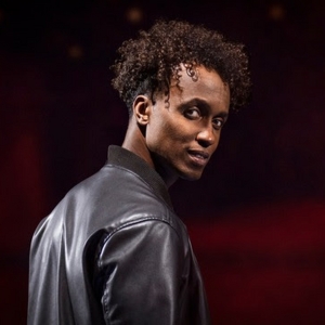 Video: MJ â�" Das Michael Jackson Musical: BenÃ©t Monteiro in der Titelrolle!