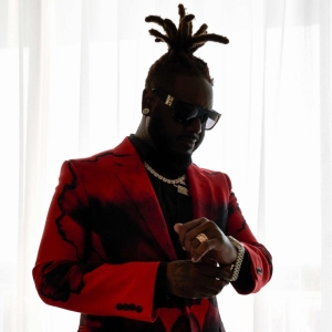 T-Pain Releases Spooky New Single Does She Know? Photo