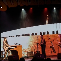 BWW Review: GREAT BALLS OF FIRE at Dutch Apple Dinner Theatre