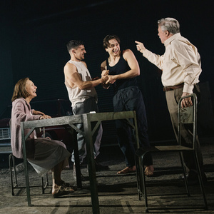 Video: DEATH OF A SALESMAN Final Curtain Call at the Winter Garden Photo