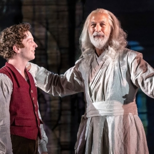 Video: THE LORD OF THE RINGS �" A MUSICAL TALE at Chicago Shakespeare Theater Photo