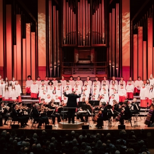 Review: A FESTIVAL OF LESSONS AND CAROLS at Benaroya Hall Photo