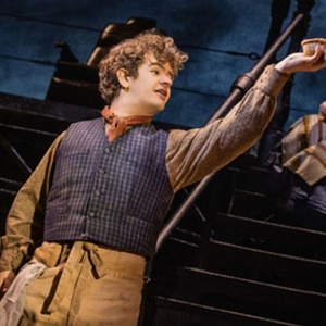 How Do You Know These STRANGER THINGS Stars From the Stage?