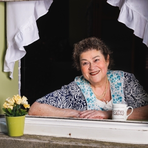 THE FIRST LADY OF TELEVISION To Open Northlight's 50th Season Photo