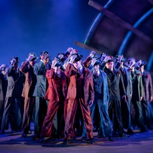 Review: GUYS AND DOLLS at Drury Lane Theatre, Oakbrook Terrace Video