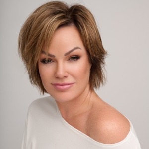 Feature: Headliner Jacquelyn Holland-Wright to Perform in Hawaii Aug. 8-24 Photo