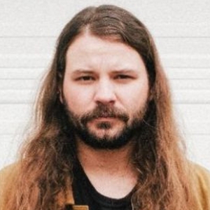 Brent Cobb Releases New Single 'When Country Came Back To Town' Photo
