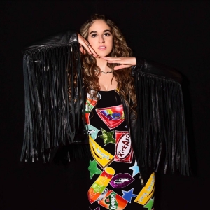 Ava Della Pietra Unveils New Single 'talk it out,' A Heartfelt Plea For Authentic…