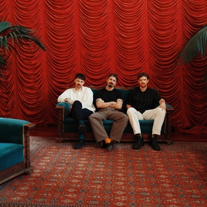 Irish Folk Trio&nbsp;Amble to Play Headlining U.S. Tour Photo
