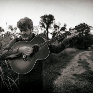 Mac McAnally To Captivate Audiences Nationwide With New Tour Dates Photo