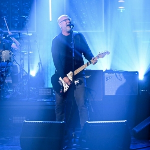 Video: Bob Mould Performs When Your Heart Is Broken on THE TONIGHT SHOW Photo