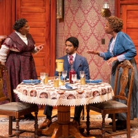 Review: ARSENIC AND OLD LACE at Court Theatre Photo