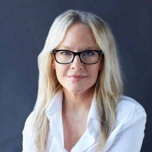 Rachael Harris Returning to Host 12th Annual LMGI Awards Photo
