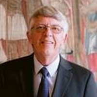 San Francisco Opera's Chorus Director Of 35 Years, Ian Robertson, Will Retire At…