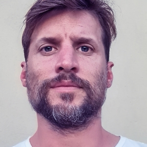 Future-Ready Storytelling: How Juan Pablo Figueroa Casas Embraces Technology Without  Photo