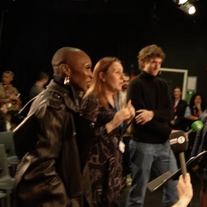 Video: Cynthia Erivo Sings 'For Good' With Students at Her Old School Photo