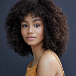 Broadway's Laurissa Romain, Lands Starring Role In BET+ Film SO FLY CHRISTMAS Video