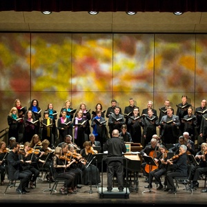 Nicholas McGegan to Return to Lead Philharmonia in BAROQUE GARLANDS Photo