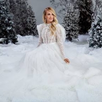 Carrie Underwood Reveals 'My Gift' Track List and Special Guests Photo