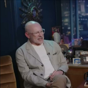 Rob Corddry Reveals He Turned Down Phil Dunphy Role on MODERN FAMILY for Ballers Photo