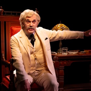 Video: Richard Thomas Opens Up About the Joy of Playing Mark Twain Today Photo