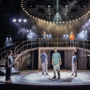 Review: PUNCH by James Graham, Apollo Theatre Photo