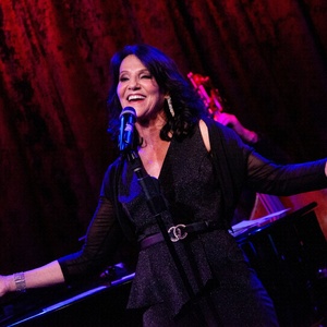 Review: Susan Mack Packs 'Em In at Birdland with 'TIS AUTUMN Photo