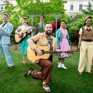 Review: THE TAMING OF THE SHREW, Shakespeare in the Squares Photo