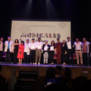 El teatro musical ya tiene su memoria: se presenta MUSICALES EL ANUARIO Photo