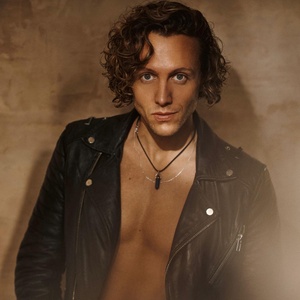 GLENN ADAMSON- LIVE & UNFILTERED Adds Standing Tickets at Hoxton Hall Photo