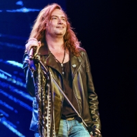 Interview: Constantine Maroulis of FOREIGNERS JOURNEY at Axelrod PAC Photo