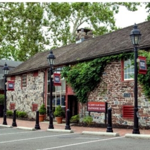 Bucks County Playhouse Reveals New Book Club Selection for August 2025 Photo