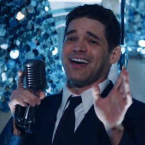 Exclusive: JUST IN TIME Star Jeremy Jordan Performs 'This Could Be the Start of Somet Photo