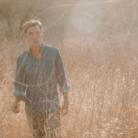 Joshua Radin Shares Boisterous Folk Pop Anthem 'You're My Home'