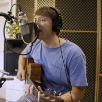 VIDEO: Carter Brady Takes You Through The Recording Studio In His New Music Video 'Ch Video
