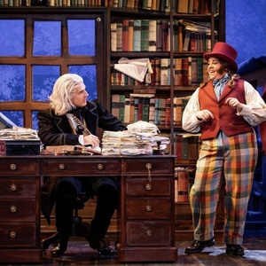 Review: CHRISTMAS CAROL GOES WRONG, King's Theatre Photo