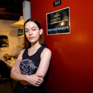 Interview: TV Star Victoria Pedretti Talks Transition From Screen to Stage in AN…