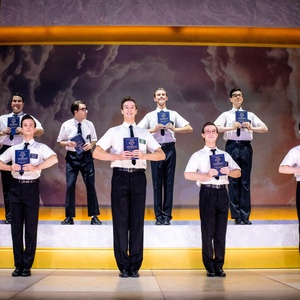 TV: THE BOOK OF MORMON se despide de Madrid por todo lo alto y ya puedes ver los salu Photo