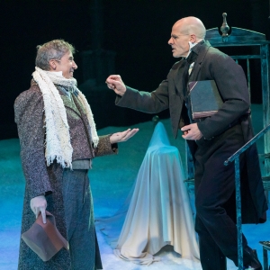 Review: A CHRISTMAS CAROL at Indiana Repertory Theatre Video