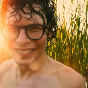 I LOVE IT HERE To Tour UK Including Edinburgh Festival Fringe Photo