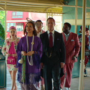 Video: Apple TV Shares Sneak Peek Clip From Episode 3 of LOOT Season 3 Video