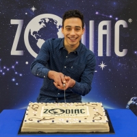 BWW Feature: GEHELE CAST ZODIAC DE MUSICAL BEKEND at Hoofdrol Van Jonge Boogschutter Voor Multitalent Samir Hassan