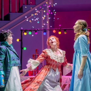 Review: PRIDE & PREJUDICE (*SORT OF), Richmond Theatre Photo