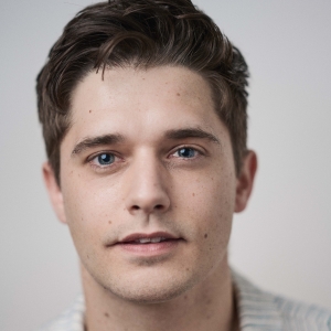 Andy Mientus to Star in JIM HENSON'S EMMET OTTER'S JUG-BAND CHRISTMAS in Chicago Video